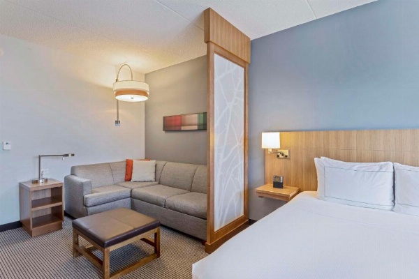 DoubleTree by Hilton Asheville Downtown image 17